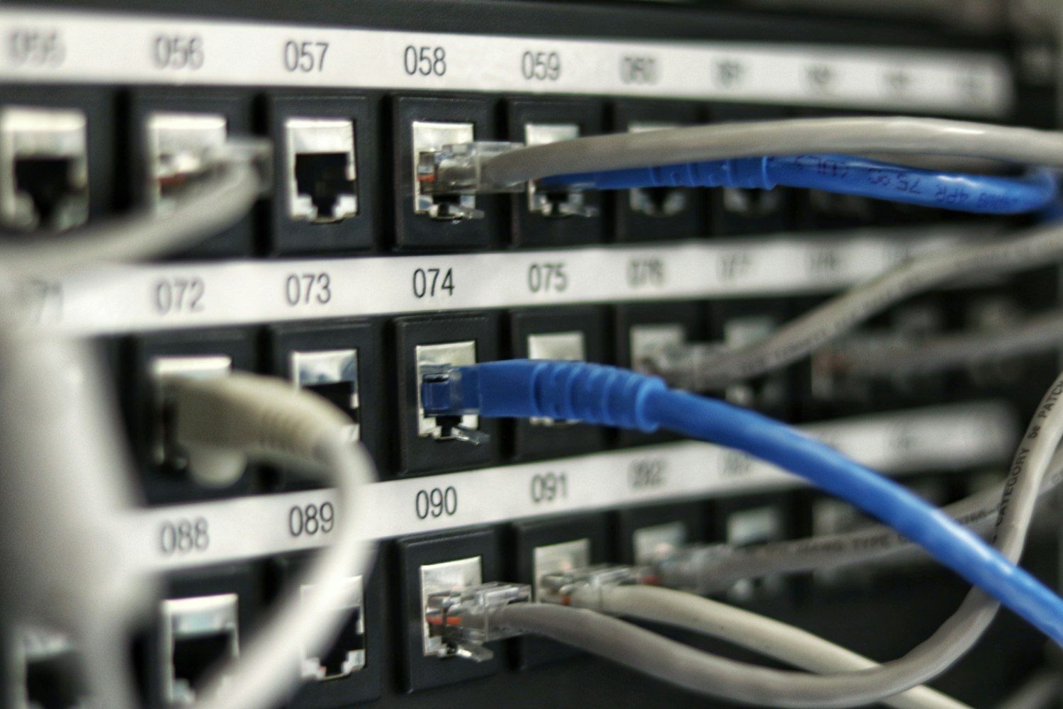 Telecom & IT